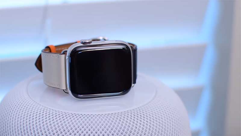 Apple завалили заказами на умные часы Watch Series 4
