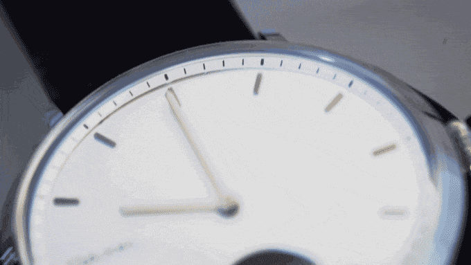 Oaxis Timepiece: минималистские гибридные смарт-часы 