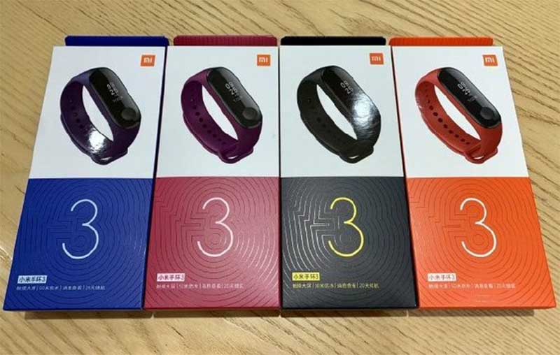 Xiaomi Mi Band 3 получил новую упаковку и новый цвет ремешка