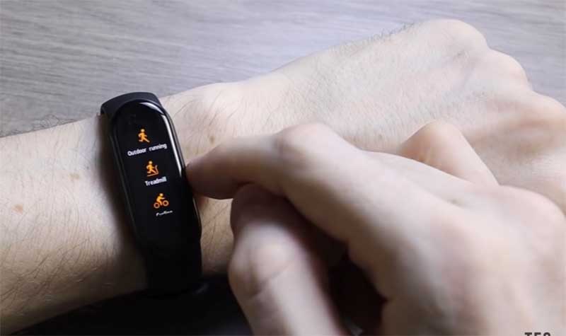 Обзор Xiaomi Mi Band 5 – лучший фитнес-браслет в соотношении цена/качество 14 Отслеживание тренировок