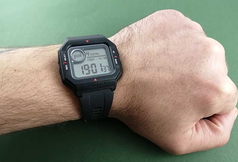 Обзор Amazfit Neo – бюджетные часы с ретро-дизайном и функциями фитнес-браслета 5